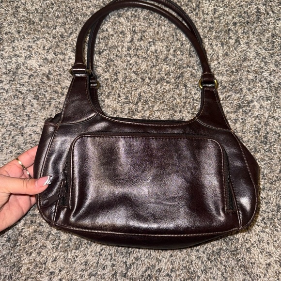 Elegant Chocolate Brown Leather Shoulder Bag - Picture 2 of 4